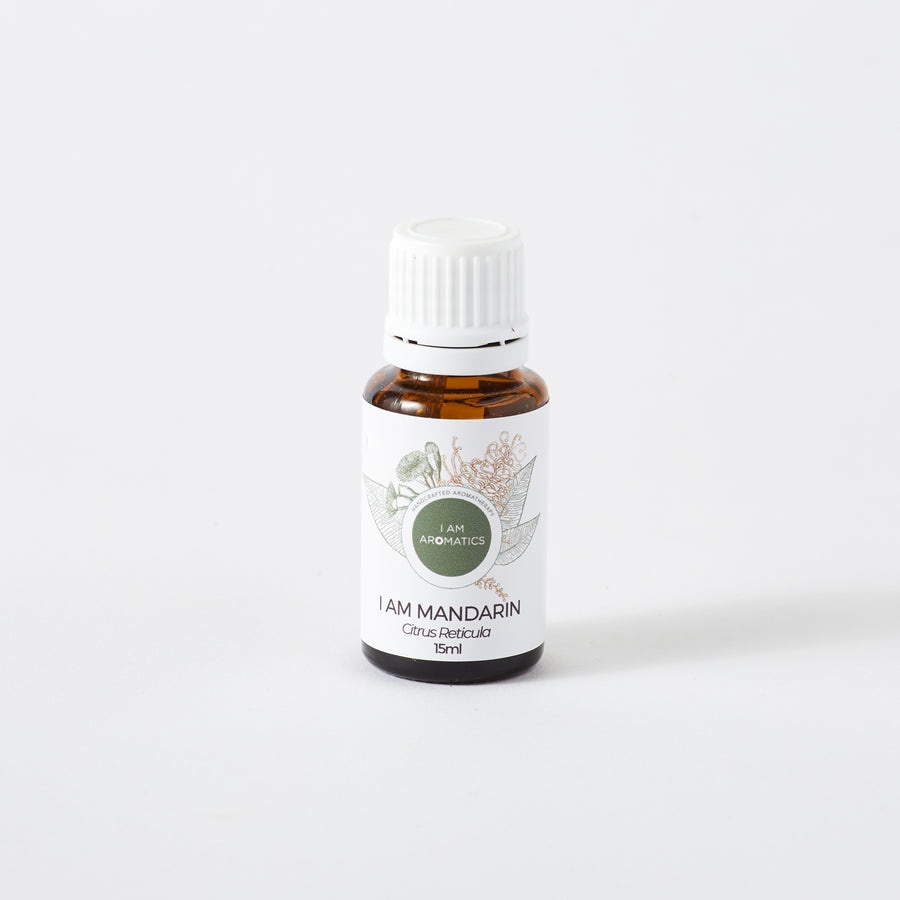 Mandarin essential oil 15ml amber bottle, with white lid, white label with botanical logo